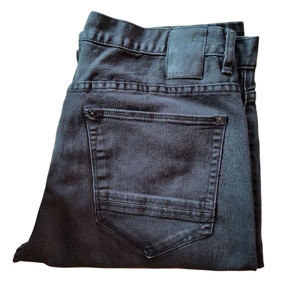 Sean John Hamilton Classic Relaxed Fit Jeans Men’s 33x30 Black  Straight Denim - Picture 3 of 5